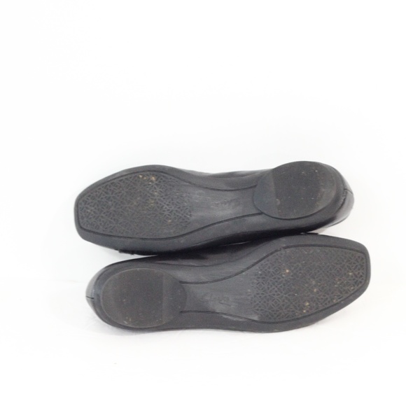 Clarks Artisan Black Leather Ballet Flat sz 6 Women Square Toe Shoes Slip on - Picture 8 of 8